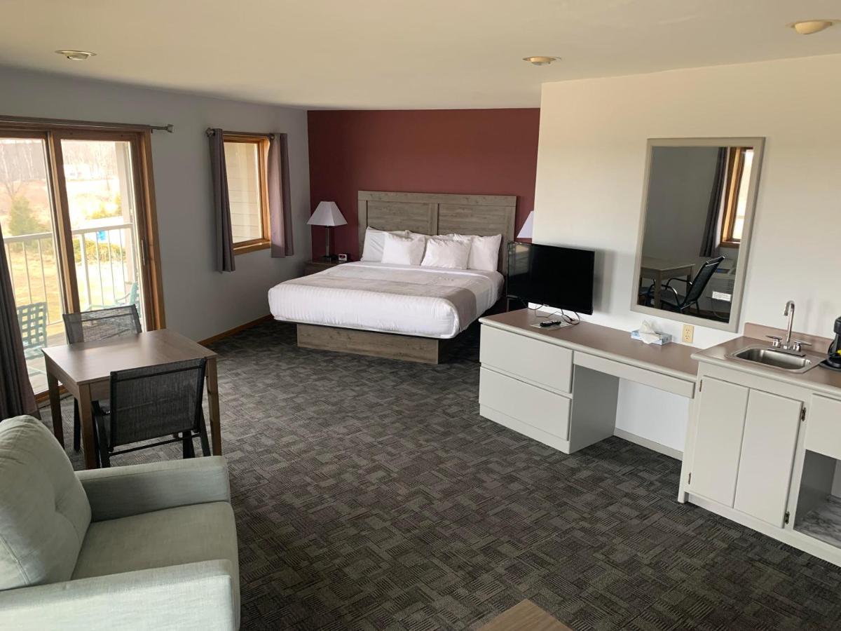 Cherry Hills Golf & Lodge Стерджен-Бей Экстерьер фото
